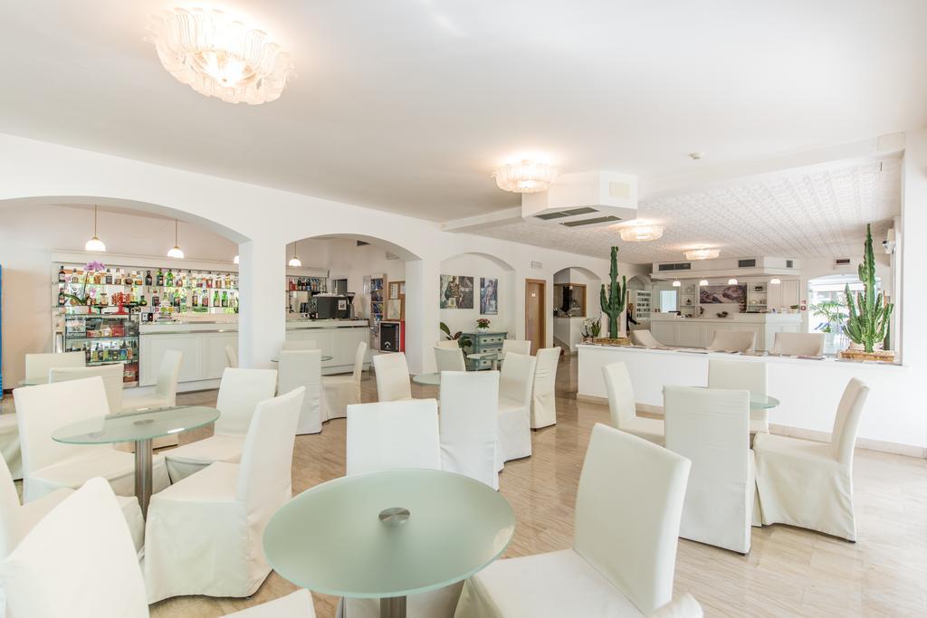Michelangelo Cesenatico Hotel Buitenkant foto