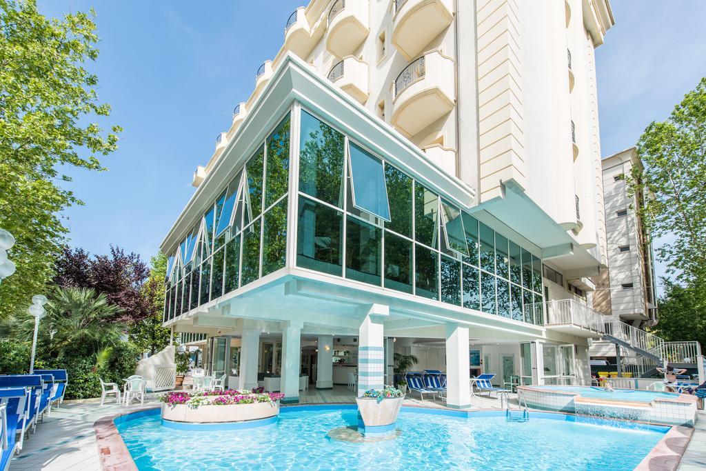 Michelangelo Cesenatico Hotel Buitenkant foto