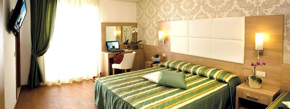 Michelangelo Cesenatico Hotel Buitenkant foto